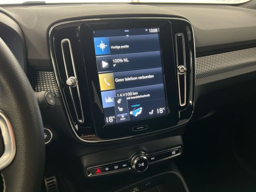 Volvo  XC40 Volvo T5 Recharge R-Design | Achteruitrijcamera | Apple Carplay/Android Auto|telefoonintegratie p... ActivLease financial lease