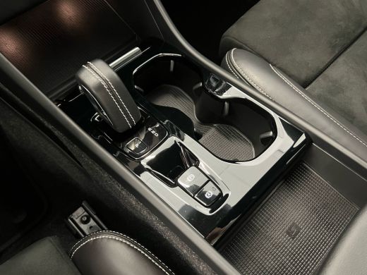 Volvo  XC40 Volvo T5 Recharge R-Design | Achteruitrijcamera | Apple Carplay/Android Auto|telefoonintegratie p... ActivLease financial lease