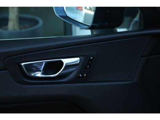 Volvo  XC60 B5 Momentum Business | Adaptive Cruise | Stuur/Stoelverwarming | Standkachel | Memory stoelen | G... ActivLease financial lease