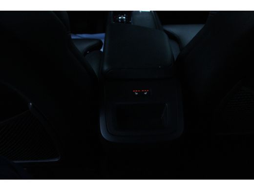 Volvo  XC60 B5 Momentum Business | Adaptive Cruise | Stuur/Stoelverwarming | Standkachel | Memory stoelen | G... ActivLease financial lease