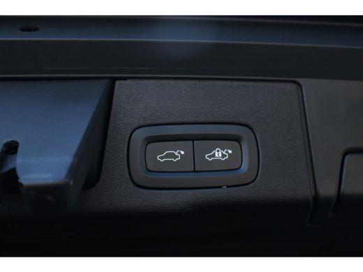 Volvo  XC60 B5 Momentum Business | Adaptive Cruise | Stuur/Stoelverwarming | Standkachel | Memory stoelen | G... ActivLease financial lease