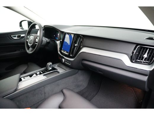 Volvo  XC60 T6 AWD Plus Bright | Adaptive Cruise | Panoramadak | Memory | Camera | Trekhaak | 21-Inch | BLIS ActivLease financial lease
