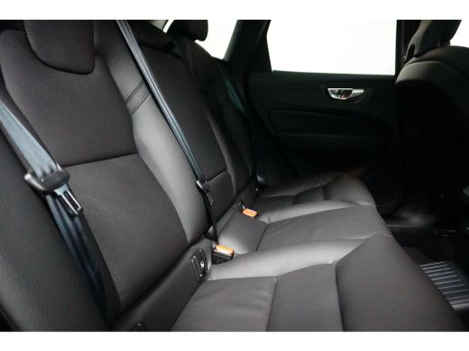 Volvo  XC60 T6 AWD Plus Bright | Adaptive Cruise | Panoramadak | Memory | Camera | Trekhaak | 21-Inch | BLIS ActivLease financial lease