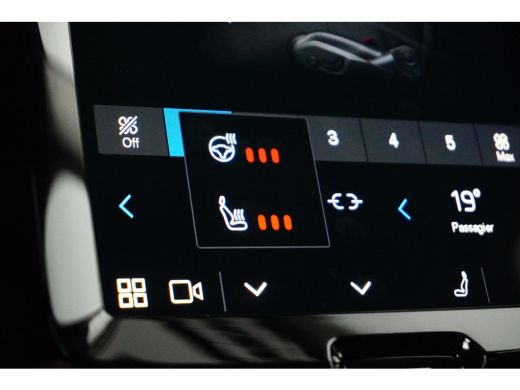 Volvo  XC60 T6 AWD Plus Bright | Adaptive Cruise | Panoramadak | Memory | Camera | Trekhaak | 21-Inch | BLIS ActivLease financial lease