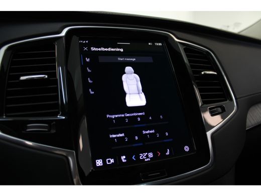Volvo  XC90 T8 455PK AWD Ultra Dark | Luchtvering | Massage | B&W Audio | Trekhaak ActivLease financial lease