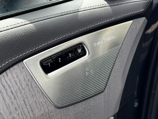 Volvo  XC90 Volvo T8 455PK AWD Ultra Dark | Luchtvering | Massage | B&W Audio | Trekhaak ActivLease financial lease