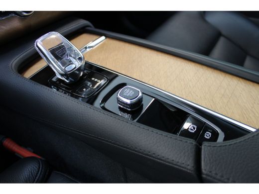 Volvo  XC90 T8 455PK Long Range Inscription | 360º | Panoramadak | Trekhaak | HK audio | Stoelverwarming | Pa... ActivLease financial lease