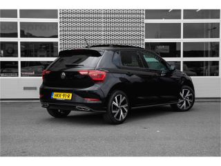 Volkswagen Polo 1.0 TSI R-Line Edition | Panoramadak | 17 inch LMV | Camera | Navi | Adapt. Cruise |
