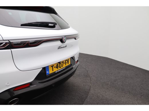 Alfa Romeo Tonale Alfa Romeo 1.3T PHEV Veloce | Achteruitrijcamera | Apple Carplay/Android Auto|telefoonintegratie ... ActivLease financial lease
