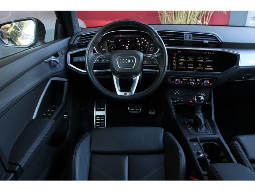 Audi Q3 Audi 45 TFSI e S-Edition | Trekhaak | Full LED | Stoel+stuurverw. | Leer | Adapt. Cruise | 20'' ActivLease financial lease