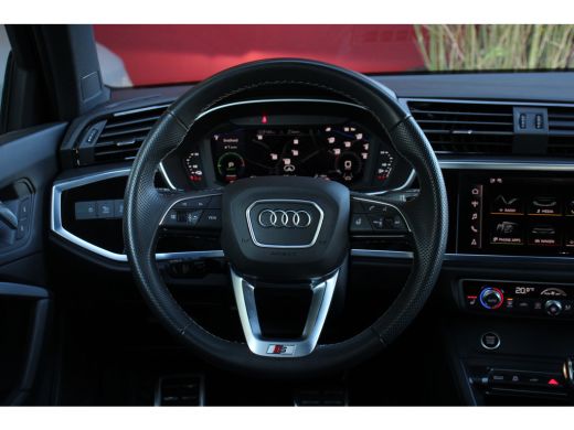 Audi Q3 Audi 45 TFSI e S-Edition | Trekhaak | Full LED | Stoel+stuurverw. | Leer | Adapt. Cruise | 20'' ActivLease financial lease