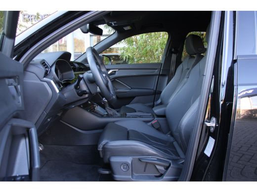 Audi Q3 Audi 45 TFSI e S-Edition | Trekhaak | Full LED | Stoel+stuurverw. | Leer | Adapt. Cruise | 20'' ActivLease financial lease