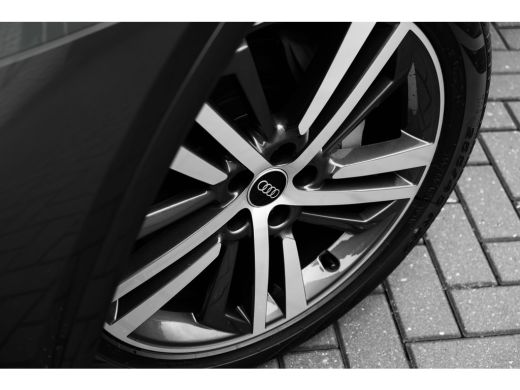 Audi Q5 Sportback S edition competition | Adaptive air suspension | Adaptive cruise control | Audi virtua... ActivLease financial lease