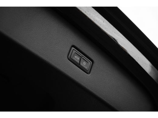 Audi Q5 Sportback S edition competition | Adaptive air suspension | Adaptive cruise control | Audi virtua... ActivLease financial lease