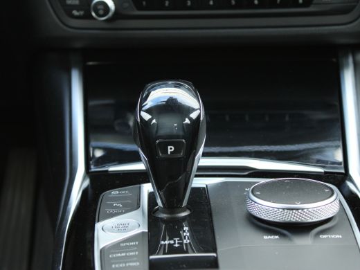 BMW 3-serie 320i Executive Edition NL AUTO | STOELVERW | CARPLAY | ActivLease financial lease