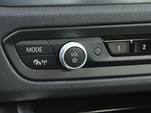 BMW 3-serie 320i Executive Edition NL AUTO | STOELVERW | CARPLAY | ActivLease financial lease