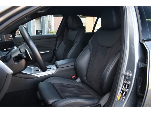 BMW 3 Serie Touring 320e M-Sport ACC HUD Sfeer Camera HiFi Stuurverw ActivLease financial lease
