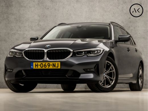 BMW 3 Serie Touring 320i Sportline Shadow 184Pk Automaat (APPLE CARPLAY, GROOT NAVI, CAMERA, LEDER, ADAPTIVE ... BMW 3 Serie Touring 320i Sportline Shadow 184Pk Automaat (APPLE CARPLAY, GROOT NAVI, CAMERA, LEDER, ADAPTIVE ...