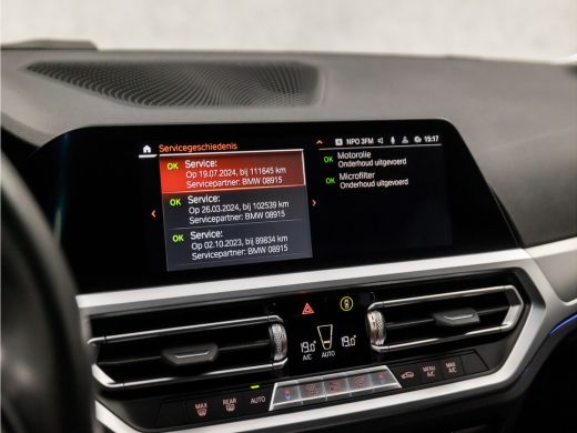BMW 3 Serie Touring 320i Sportline Shadow 184Pk Automaat (APPLE CARPLAY, GROOT NAVI, CAMERA, LEDER, ADAPTIVE ... ActivLease financial lease
