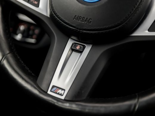 BMW 5 Serie 530e xDrive M Sport 293Pk Automaat (APPLE CARPLAY, M PAKKET, ADAPTIVE CRUISE, SFEERVERLICHTING, S... ActivLease financial lease