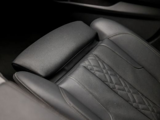 BMW 5 Serie 530e xDrive M Sport 293Pk Automaat (APPLE CARPLAY, M PAKKET, ADAPTIVE CRUISE, SFEERVERLICHTING, S... ActivLease financial lease