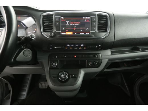 Citroën Jumpy 2.0 BlueHDI L2H1 177PK Automaat Airco 360Camera Carplay Cruise LED PDC 3 Persoons Trekhaak ActivLease financial lease