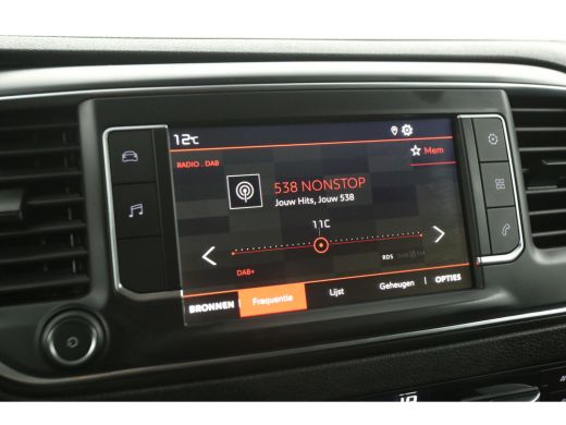 Citroën Jumpy 2.0 BlueHDI L2H1 177PK Automaat Airco 360Camera Carplay Cruise LED PDC 3 Persoons Trekhaak ActivLease financial lease