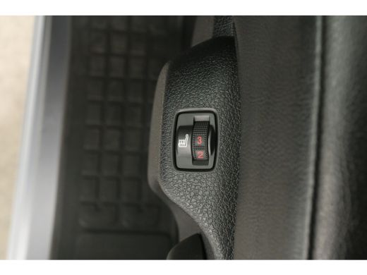 Citroën Jumpy 2.0 BlueHDI L2H1 177PK Automaat Airco 360Camera Carplay Cruise LED PDC 3 Persoons Trekhaak ActivLease financial lease
