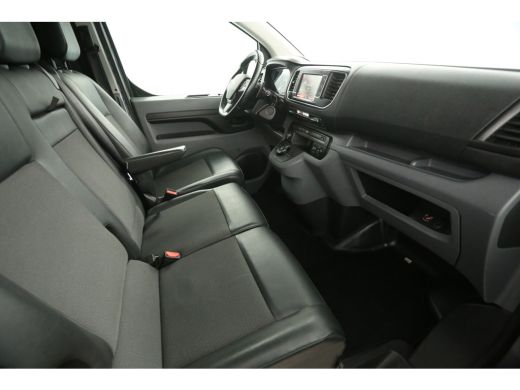 Citroën Jumpy 2.0 BlueHDI L2H1 177PK Automaat Airco 360Camera Carplay Cruise LED PDC 3 Persoons Trekhaak ActivLease financial lease