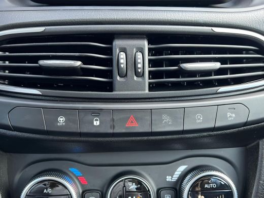 Fiat Tipo Stationwagon 1.0 City Life | Achteruitrijcamera | Airco (automatisch) | Apple Carplay/Android Aut... ActivLease financial lease