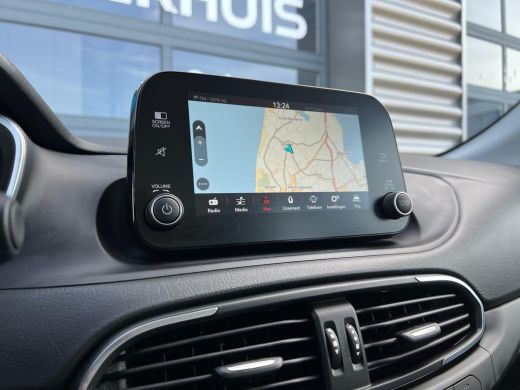 Fiat Tipo Stationwagon 1.0 City Life | Achteruitrijcamera | Airco (automatisch) | Apple Carplay/Android Aut... ActivLease financial lease