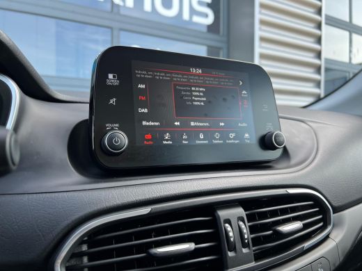 Fiat Tipo Stationwagon 1.0 City Life | Achteruitrijcamera | Airco (automatisch) | Apple Carplay/Android Aut... ActivLease financial lease