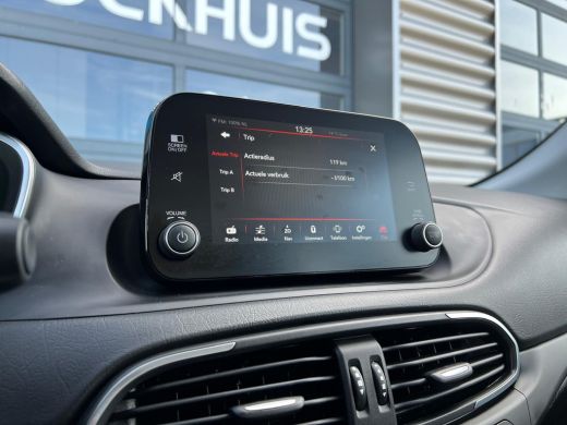Fiat Tipo Stationwagon 1.0 City Life | Achteruitrijcamera | Airco (automatisch) | Apple Carplay/Android Aut... ActivLease financial lease