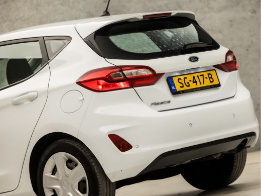 Ford Fiesta 1.1 Design (APPLE CARPLAY, GROOT NAVI, PARKEERSENSOREN, SPORTSTOELEN, CRUISE, LANE ASSIST, DAB+, ... ActivLease financial lease
