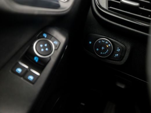 Ford Fiesta 1.1 Design (APPLE CARPLAY, GROOT NAVI, PARKEERSENSOREN, SPORTSTOELEN, CRUISE, LANE ASSIST, DAB+, ... ActivLease financial lease