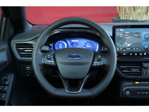 Ford FOCUS Wagon 1.0 EcoBoost Hybrid ST Line X | Pano | Head-Up | Adapt. Cruise | Elek. klep | Stoel+stuurverw. | ... ActivLease financial lease