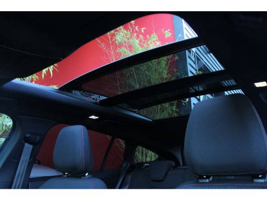 Ford FOCUS Wagon 1.0 EcoBoost Hybrid ST Line X | Pano | Head-Up | Adapt. Cruise | Elek. klep | Stoel+stuurverw. | ... ActivLease financial lease