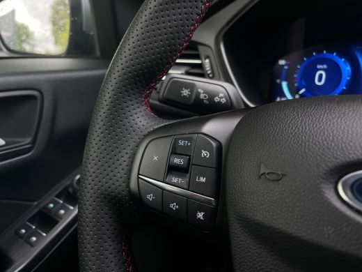 Ford Kuga Ford 2.5 PHEV ST-Line | Trekhaak | Standkachel | Camera | Clima | Apple Carplay ActivLease financial lease