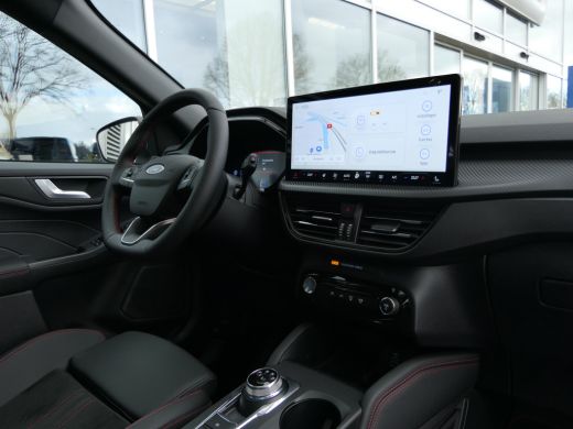 Ford Kuga Ford 2.5 PHEV ST-Line X | Black-Edition | 20 Inch | Panoramadak | Trekhaak | Matrix LED | Head-Up... ActivLease financial lease