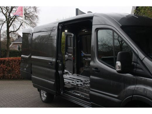 Ford Transit 350 2.0 TDCI 165pk aut. L3H2 Limited RWD | Trekhaak | 3500kg Trekgewicht | Adaptieve Cruise Contr... ActivLease financial lease