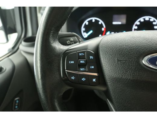 Ford Transit Custom 300 2.0 TDCI L1H1 Automaat Airco Cruise 3 Persoons PDC 2xSchuifdeur Elektrpakket Trekhaak ActivLease financial lease