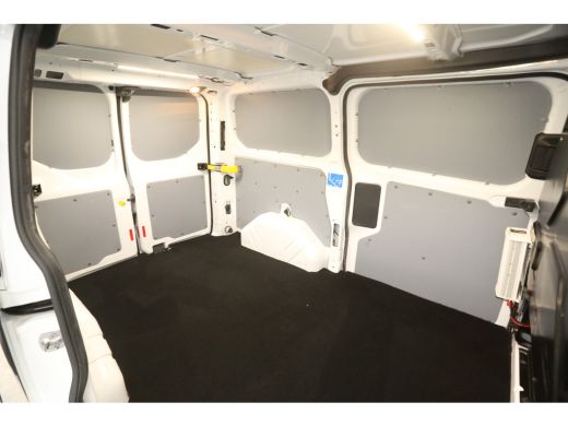 Ford Transit Custom 300 2.0 TDCI L1H1 Automaat Airco Cruise 3 Persoons PDC 2xSchuifdeur Elektrpakket Trekhaak ActivLease financial lease