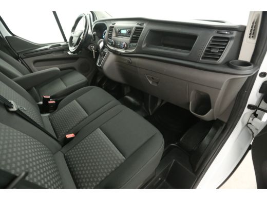 Ford Transit Custom 300 2.0 TDCI L1H1 Automaat Airco Cruise 3 Persoons PDC 2xSchuifdeur Elektrpakket Trekhaak ActivLease financial lease