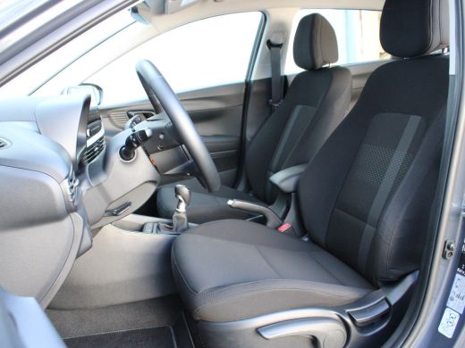 Hyundai i20 Hyundai 1.0 T-GDI Comfort Smart | Armsteun voor | Elektronisch Stabiliteits Programma | Navigatie... ActivLease financial lease