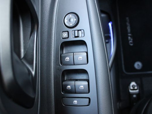 Hyundai i20 Hyundai 1.0 T-GDI Comfort Smart | Armsteun voor | Elektronisch Stabiliteits Programma | Navigatie... ActivLease financial lease