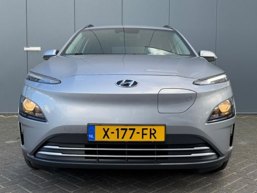 Hyundai KONA Electric Hyundai 64 kWh 204pk Pure | LED | Camera | Climate | Carplay | Keyless | Navigatie | 17" Lichtmet... ActivLease financial lease