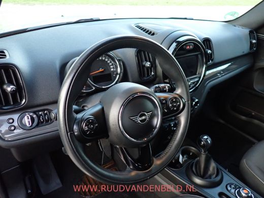 Mini Countryman 1.5 Cooper SALT NAVI/CRUISE/CLIMA MOONWALK-GREY ActivLease financial lease