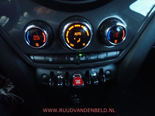 Mini Countryman 1.5 Cooper SALT NAVI/CRUISE/CLIMA MOONWALK-GREY ActivLease financial lease