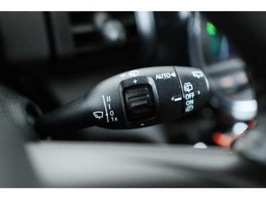 Mini Mini 1.5 One First | Dealer Onderhouden! | Airco | Parkeersensoren | Lichtmetalen Velgen | Bluetooth |... ActivLease financial lease