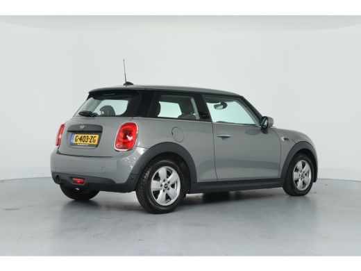 Mini Mini 1.5 One First | Dealer Onderhouden! | Airco | Parkeersensoren | Lichtmetalen Velgen | Bluetooth |... ActivLease financial lease